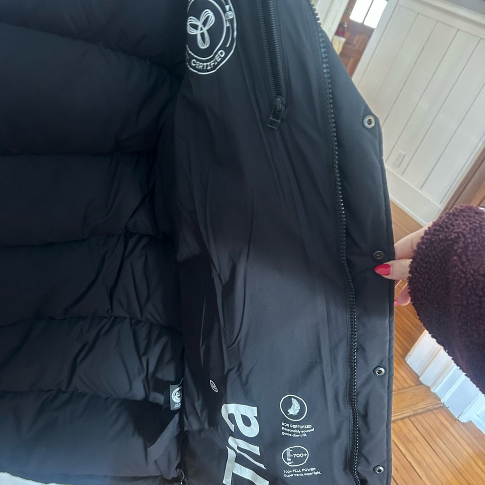 Aritzia Black Super Puff Mid Jacket - Picture 3 of 3
